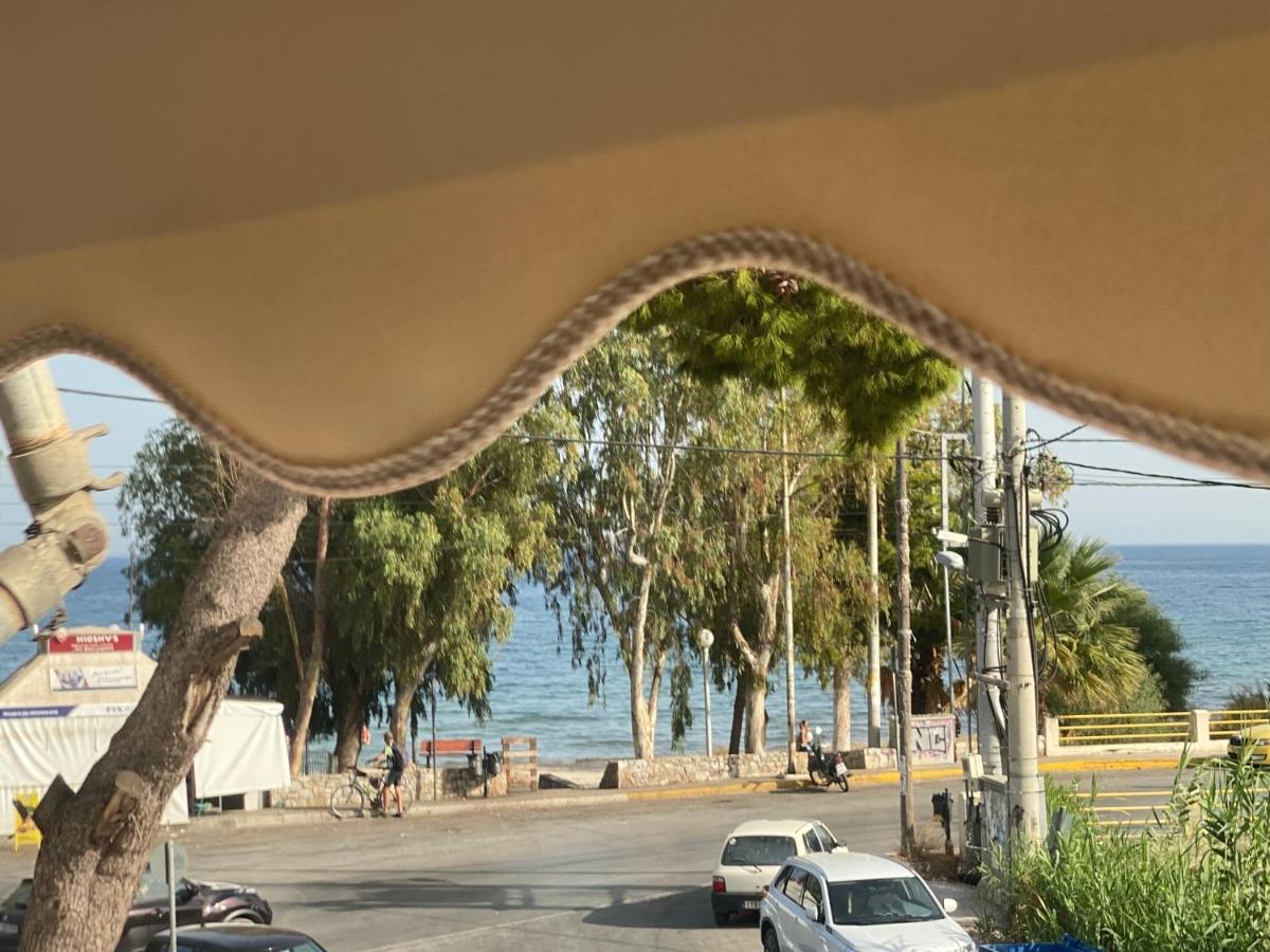 A.P Seaside Apartment Artemida  Bagian luar foto