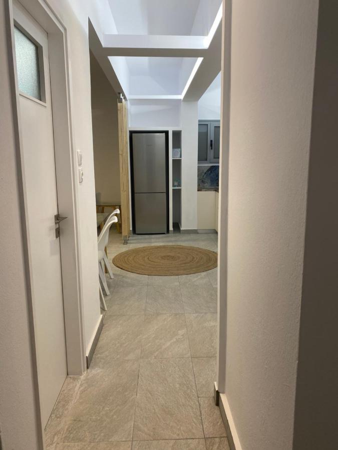 A.P Seaside Apartment Artemida  Bagian luar foto
